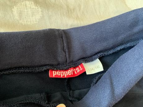 Šortky, pepperts,134