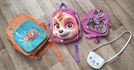 Darujem rubsaky kabelku,