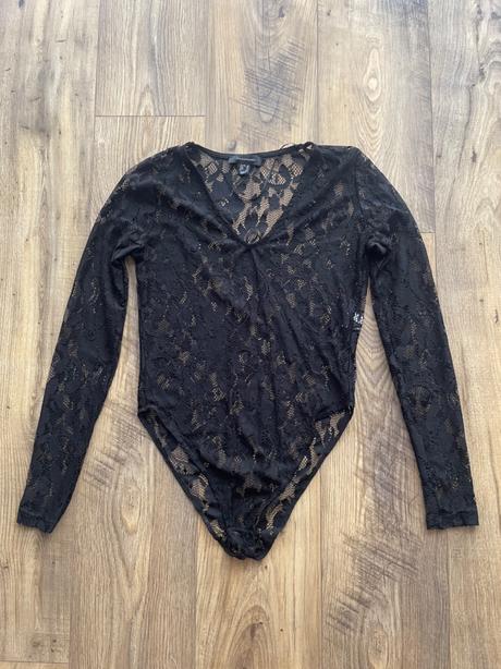 Čipkovane body, atmosphere,m