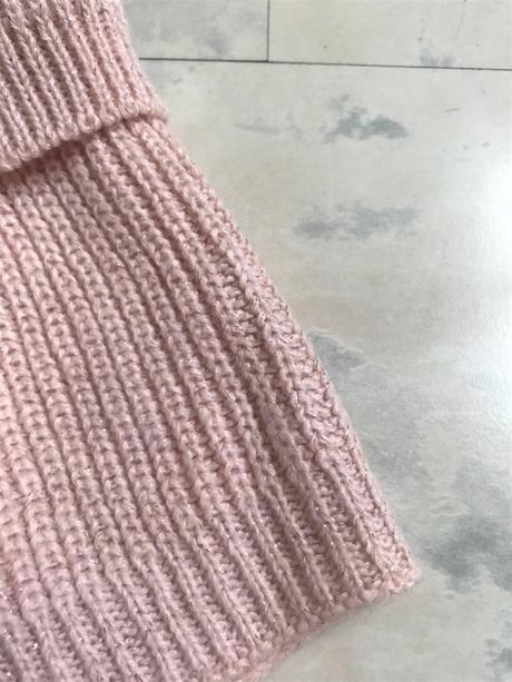 Teplý kvalitný nákrčník,