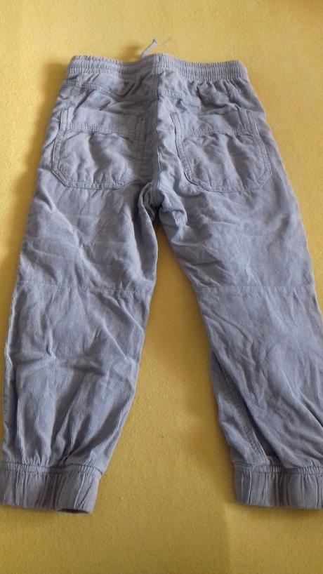 Mensestrove nohavice, h&m,104