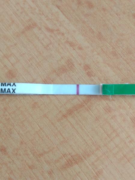 Včera slabá čiarka, dnes silnejšia.