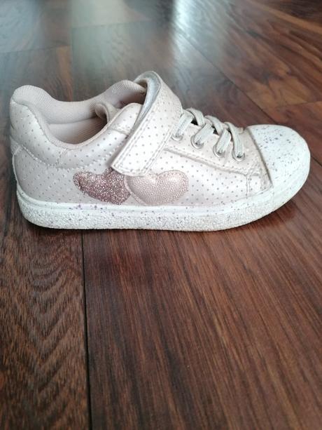 Dievčenské poltopánky, baťa,29