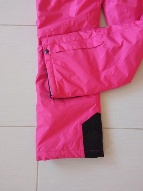 Dievčenská lyžiarska súprava, 164