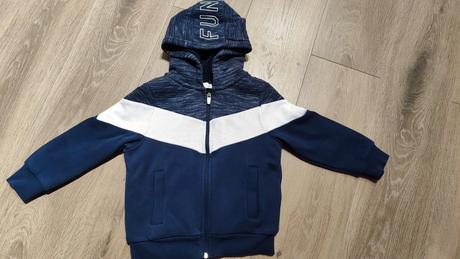 Veľmi teplá mikina, c&a,116