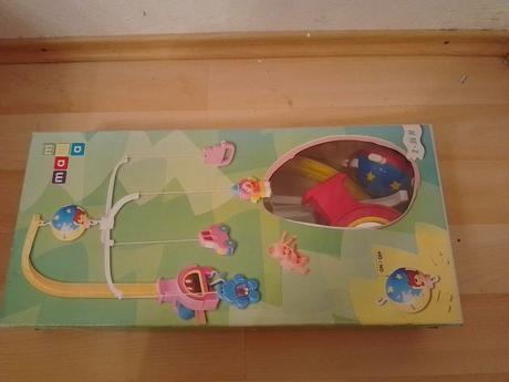 Hrací kolotoč nad postieľku, 