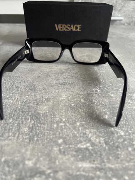 Dioptricke okuliare, versace