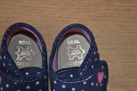 Papučky / topánočky, 24