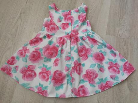 Krasne saty 2-3roky, f&f,92