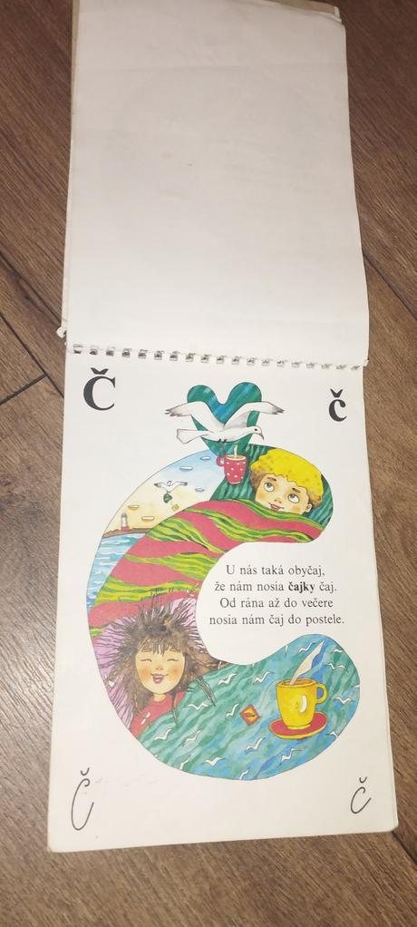 Kráľ abecedár ponúka alebo písmenká z klobúka, 