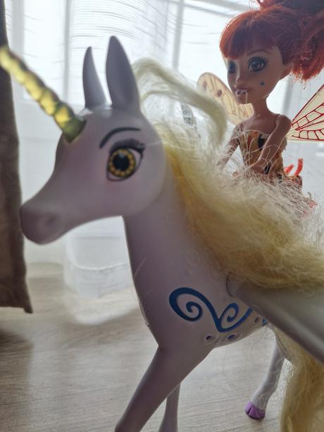 Onchao jednorozec a yuko z rozpravky mia a ja, 