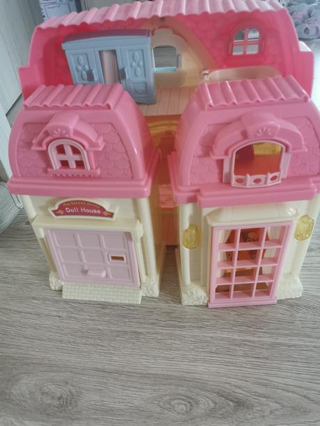 Domček pre bábiky,