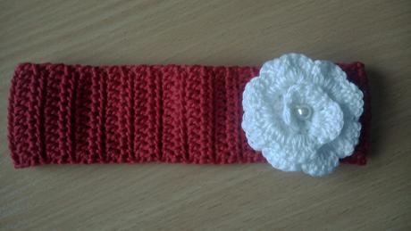 Háčkovaná čelenka,