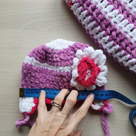 Hačkovaná deka+čiapka, 