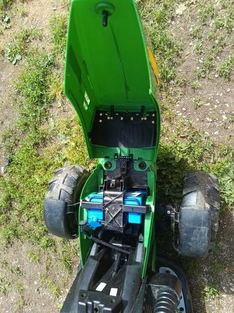 Detský traktor john deer, 