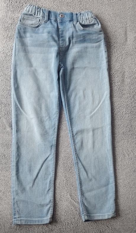 Predám detské rifle straight & denim veľkosť 134, 134