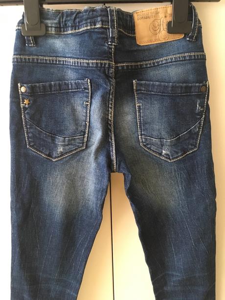 Krasne rifle, top stav, c&a,140