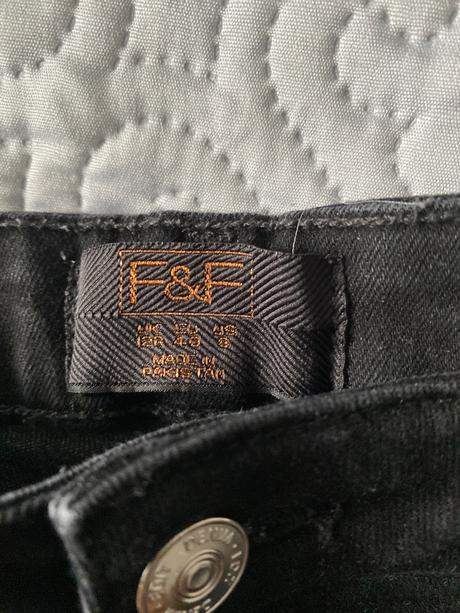 Čierne elastické rifle, f&f,40