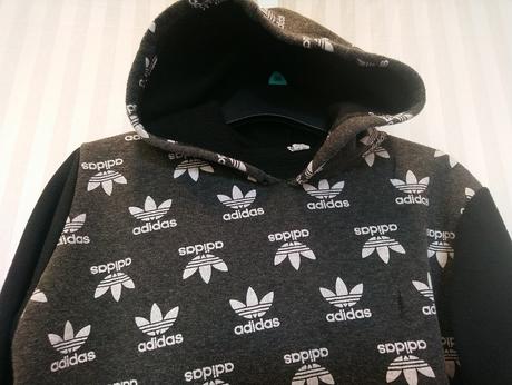 Dámska sivo čierna klokanka s bielym motívom, m, m