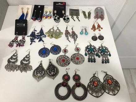 Nausnice spolocenske, 