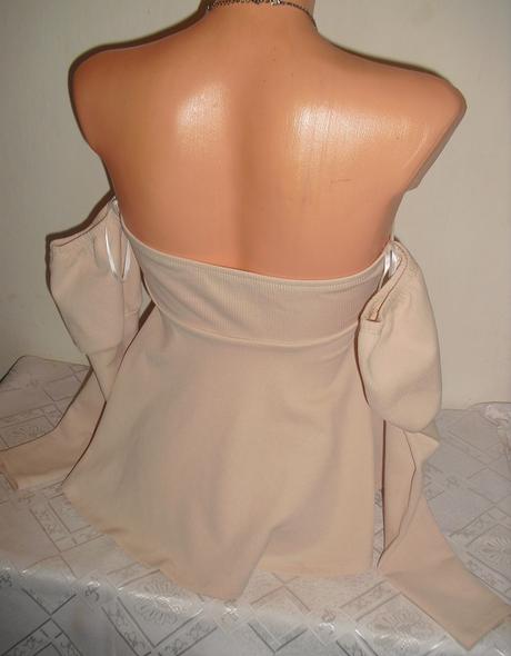 Shein sexy telovy samodrziaci top, xs