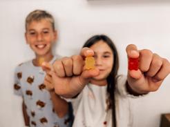 Mivolis Multivitamínové medvedíky pre deti, 60 ks