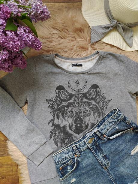 Sivá mikina so vzorom, m