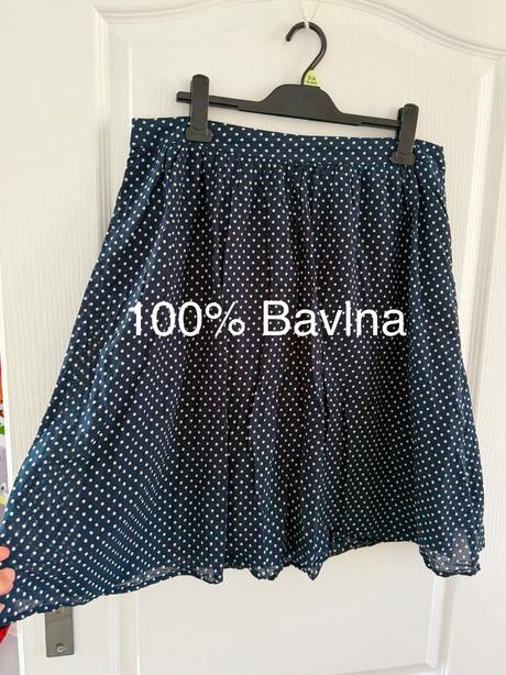 Tmavomodrá sukňa s bielymi bodkami biaggini, xl