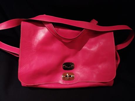Pink kožená kabela, 
