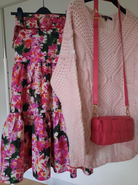 Zara kvetovaná sukňa, zara,xs