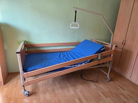 Elektrická polohovateľná posteľ pre imobilných, šírka (cm): 100,dĺžka (cm): 200