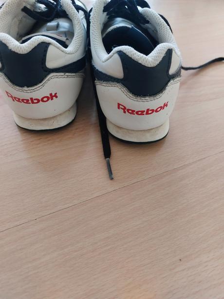 Tenisky, reebok,32