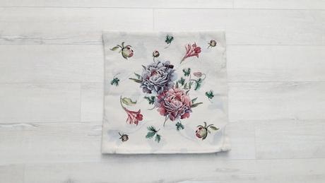 Gobelín - kvety - rôzne druhy,