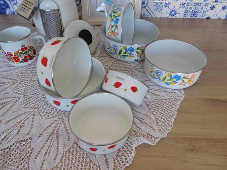 Smaltované a iné do kuchyne,,