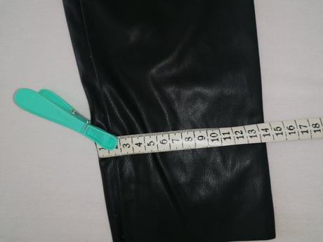 Nohavice v koženom vzhľade č. 40, esmara,l