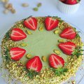 pistaciovo jahodovy bezlepkovy cheescake