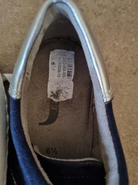 Modre snurovacie tenisky, 40