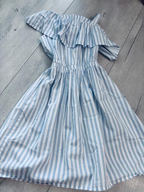 Krásne letné saty, coccodrillo,134