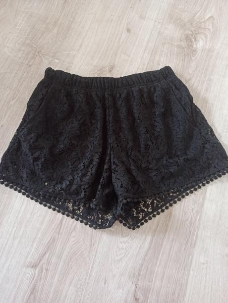 Šortky čipkované, takko,36