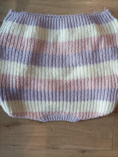 Svetrik, reserved,158