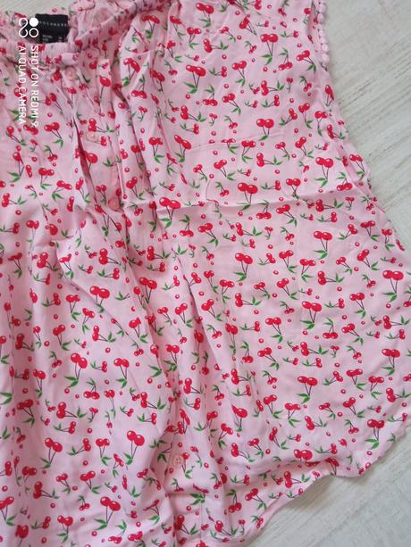 Blúzka, atmosphere,38