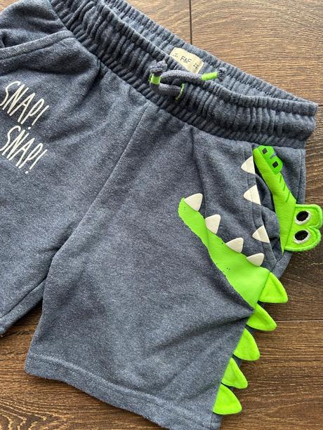 Kraťasy krokodíl, f&f,110