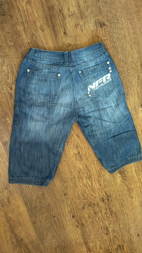 Riflové tenšie tristvrtaky, 158