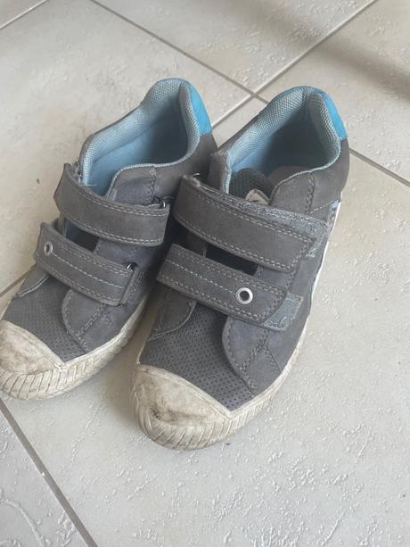 Topánky pre chlapca, 30