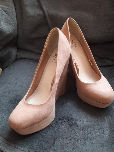 Lodicky na platforme, 39