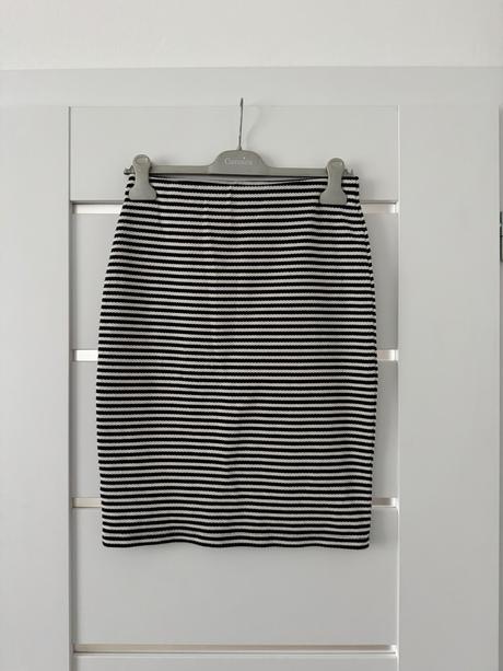 Pasikava sukňa, reserved,s