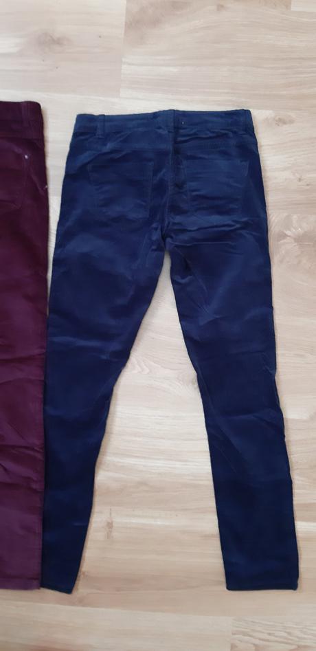 Tmavomodré rifle, alive,152