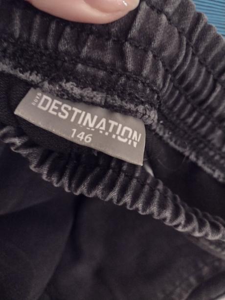 Balík oblečenia, 140–152