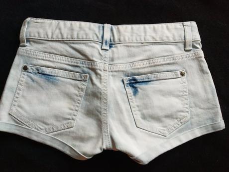 Kraťasky s aplikáciou, benetton,140