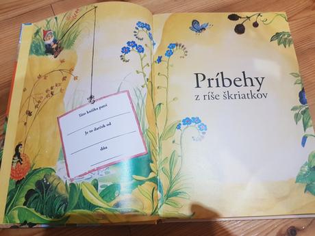 Kniha o škriatkoch 125 strán top nový stav, 